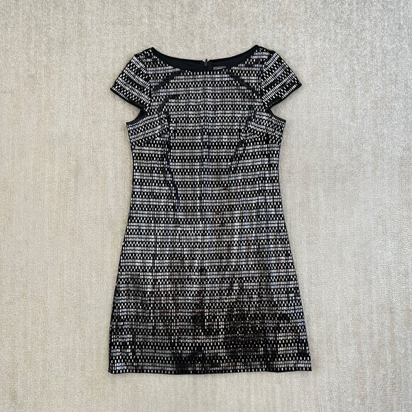 Vince Camuto Dresses & Skirts - Vince Camuto Black Silver Cocktail Mini Dress 12